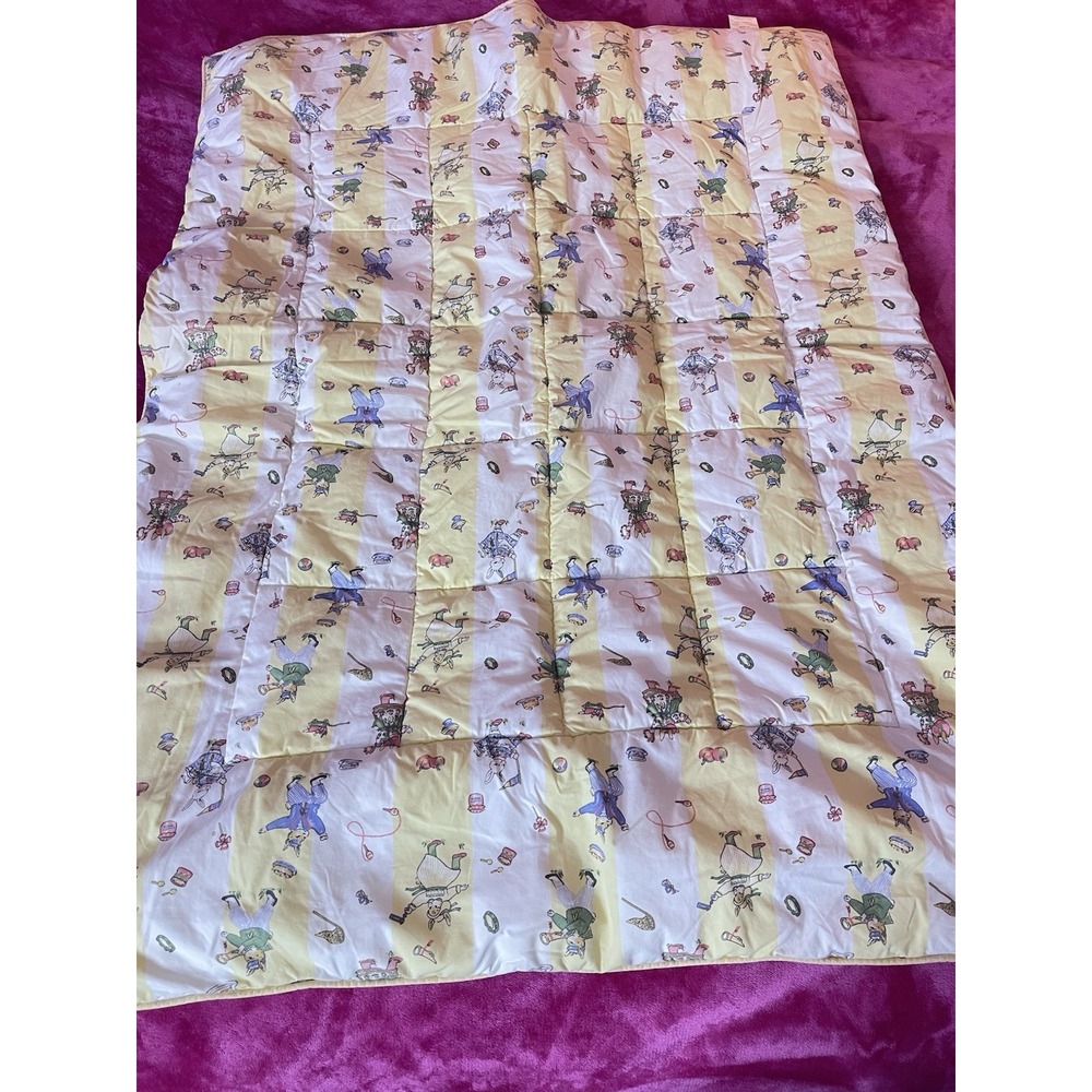 Laura‎ Ashley Mother & Child Crib Rabbits Yellow / White Comforter 35" x 46"